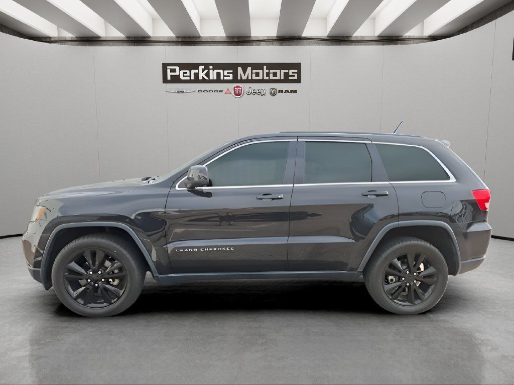 Used 2012 Jeep Grand Cherokee Altitude RWD image 2