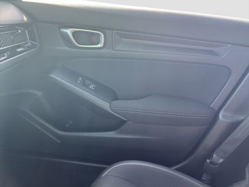 Used 2023 Honda Civic Sport image 18