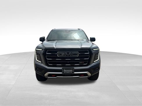 New 2026 GMC Yukon XL AT4 AWD/4WD image 18