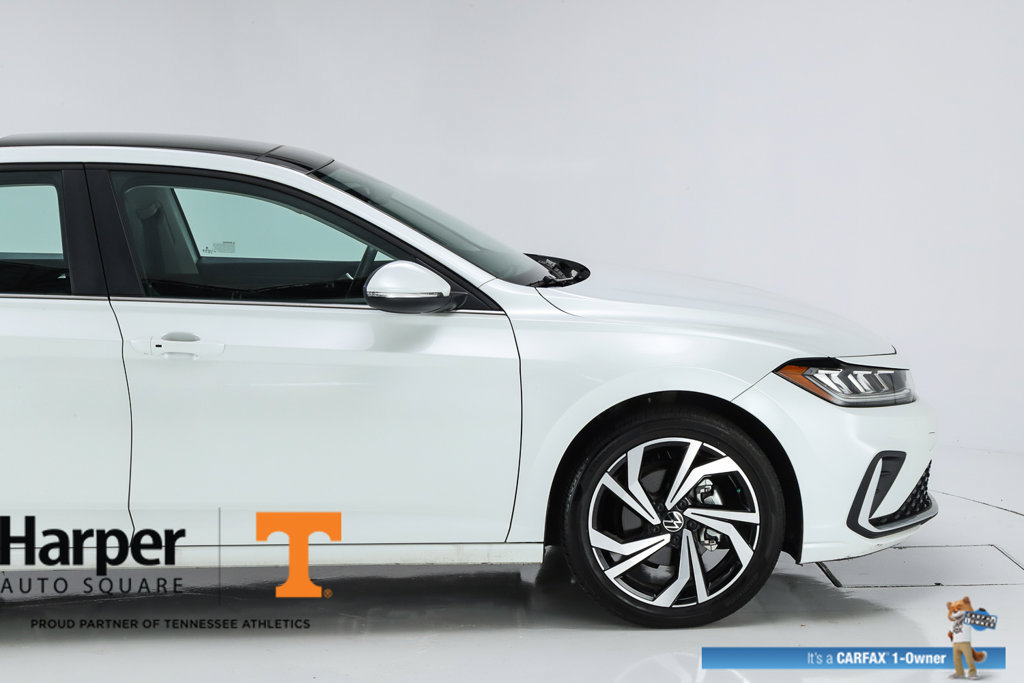 Used 2025 Volkswagen Jetta SEL FWD image 49