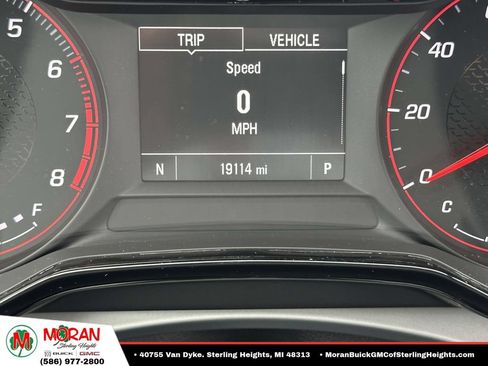 Certified 2025 Chevrolet Trax RS w/ Driver Confidence Package FWD image 21