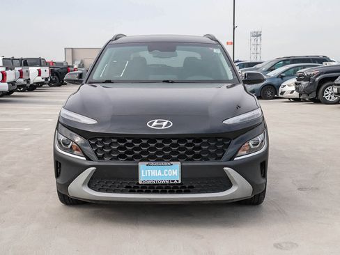 Used 2022 Hyundai Kona SEL image 2