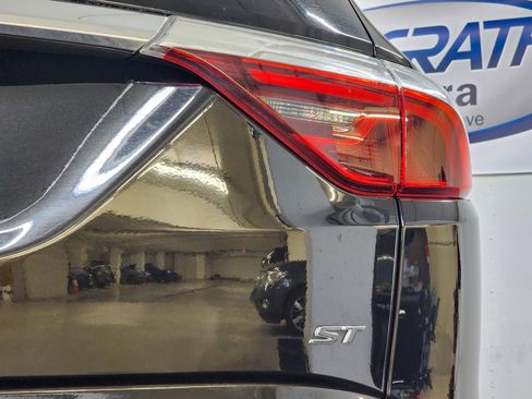 Used 2022 Buick Enclave Essence w/ Experience Buick Package image 18