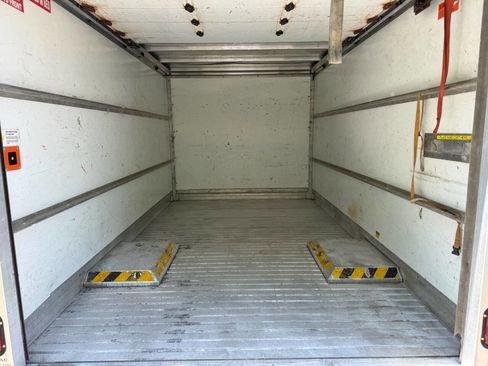 Used 2020 Ford Transit 350 RWD image 16