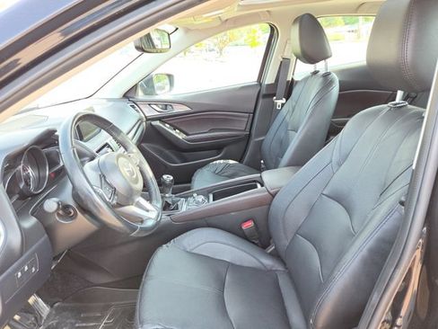 Used 2018 MAZDA MAZDA3 Grand Touring w/ Premium Equipment Package FWD image 21