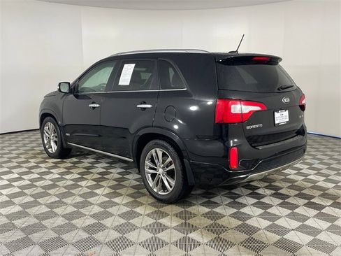 Used 2015 Kia Sorento SX image 24
