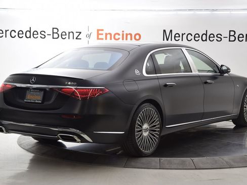 Certified 2024 Mercedes-Benz Maybach S 680 4MATIC image 9
