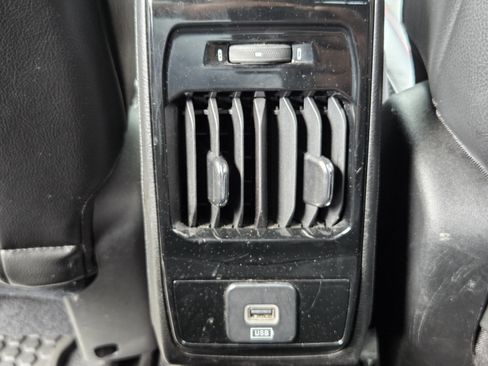 Used 2023 Jeep Compass Trailhawk image 12