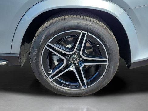 Certified 2026 Mercedes-Benz GLS 450 4MATIC image 38