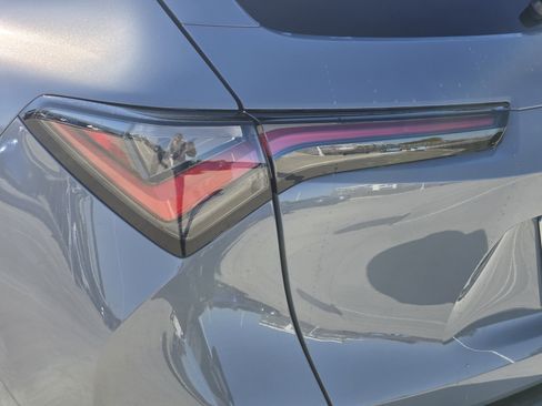 Certified 2025 Acura ADX Base image 12