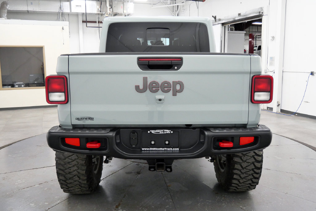 Used 2023 Jeep Gladiator Rubicon w/ LED Lighting Group AWD/4WD image 7