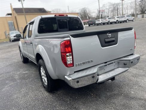 Used 2015 Nissan Frontier SV w/ SV Value Truck Package image 6