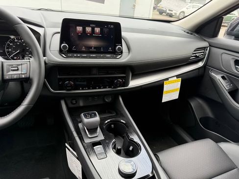 New 2026 Nissan Rogue SV image 21