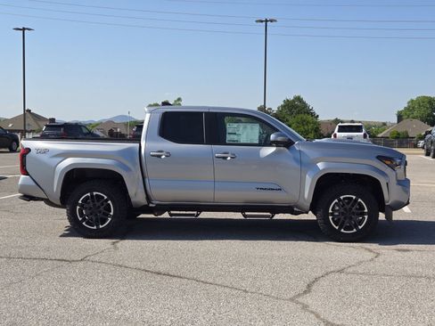 New 2026 Toyota Tacoma TRD Sport w/ TRD Sport Premium Package AWD/4WD image 7