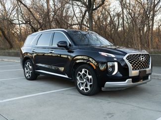 Used 2021 Hyundai Palisade Calligraphy video 2