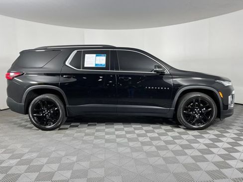 Used 2023 Chevrolet Traverse LT AWD/4WD image 12