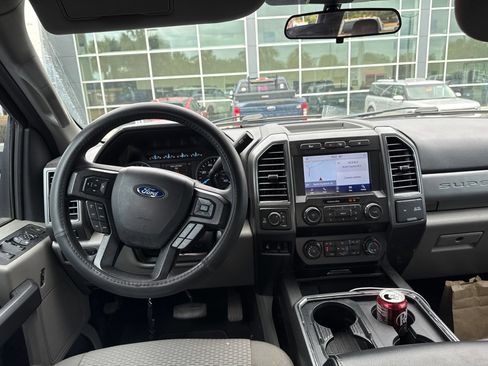 Certified 2020 Ford F250 XLT w/ XLT Premium Package AWD/4WD image 13