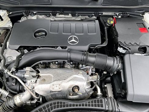 Used 2019 Mercedes-Benz A 220 4MATIC image 32