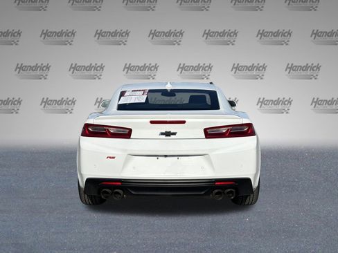 Used 2016 Chevrolet Camaro LT image 8