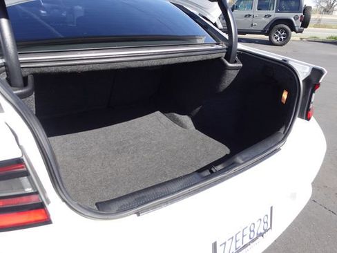 Used 2018 Dodge Charger SXT Plus image 27