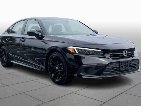 Used 2023 Honda Civic Sport image 3