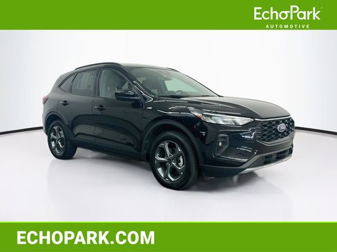 Used 2025 Ford Escape ST-Line Select AWD/4WD image 1
