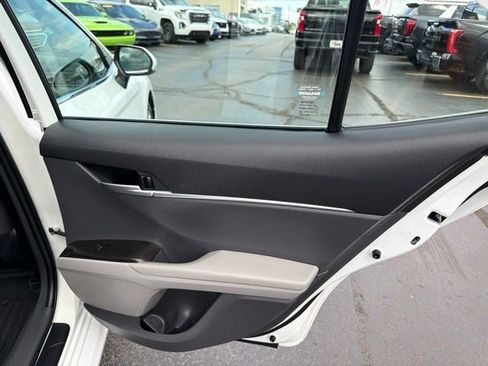 Used 2024 Toyota Camry LE AWD/4WD image 22