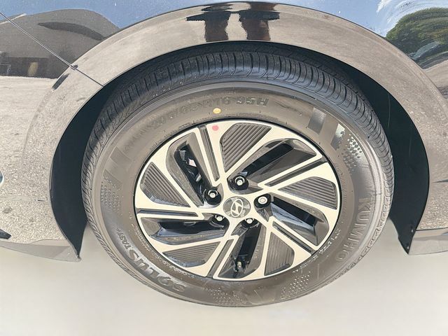 New 2026 Hyundai Sonata Blue FWD image 30