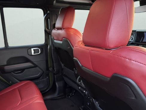 Used 2024 Jeep Wrangler Unlimited Rubicon 392 image 29