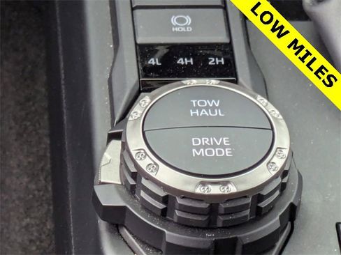 Used 2025 Toyota 4Runner SR5 image 25