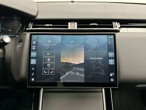 New 2026 Land Rover Range Rover Velar S AWD/4WD image 21