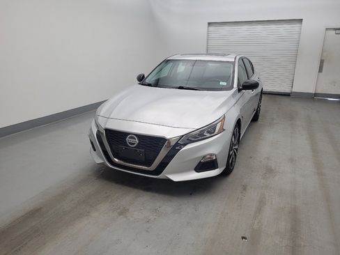 Used 2019 Nissan Altima 2.5 SR w/ SR Premium Package AWD/4WD image 15