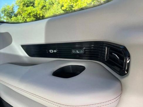 Certified 2022 Jeep Grand Wagoneer Series I AWD/4WD image 33