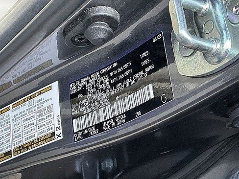 Used 2023 Lexus GX 460 Premium AWD/4WD image 32