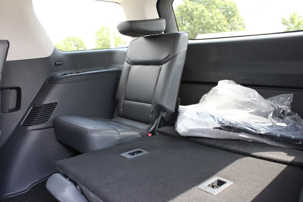 New 2026 Ford Expedition Active AWD/4WD image 22