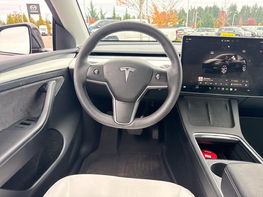Used 2023 Tesla Model Y Long Range AWD/4WD image 7