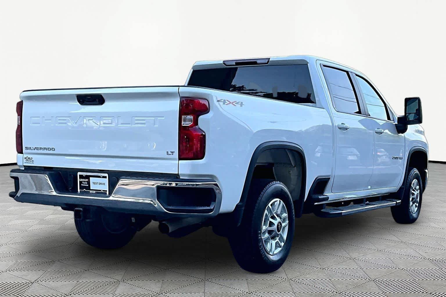 Used 2025 Chevrolet Silverado 2500 LT w/ Convenience Package AWD/4WD image 25