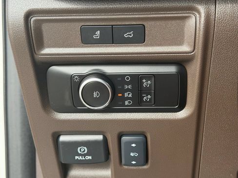Used 2024 Ford Expedition Max King Ranch RWD image 32