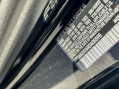 Certified 2024 Porsche Cayenne AWD/4WD image 36