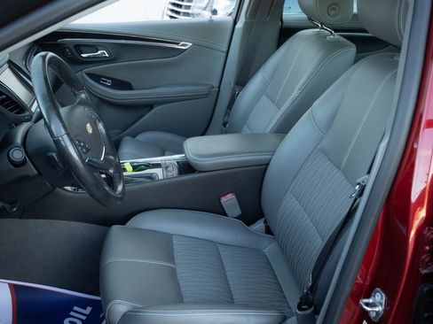 Used 2018 Chevrolet Impala LT w/ LT Convenience Package image 20