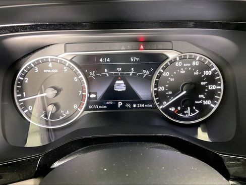 Certified 2025 Nissan Pathfinder SL image 29