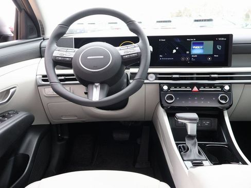 New 2026 Hyundai Tucson SEL image 22