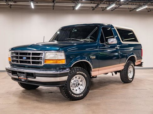 Used 1995 Ford Bronco XL AWD/4WD image 14