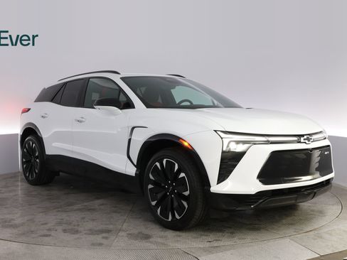 Used 2024 Chevrolet Blazer EV RS AWD/4WD image 13