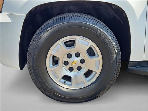 Used 2012 Chevrolet Tahoe LT RWD image 30
