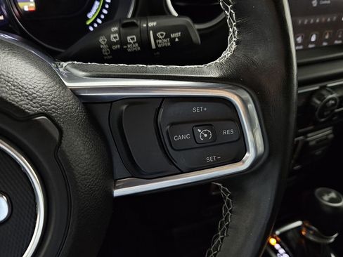 Used 2023 Jeep Wrangler Unlimited Sahara w/ Cold Weather Group image 21