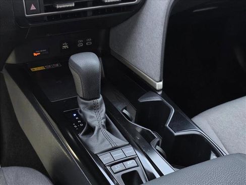 Used 2025 Toyota Camry LE image 19