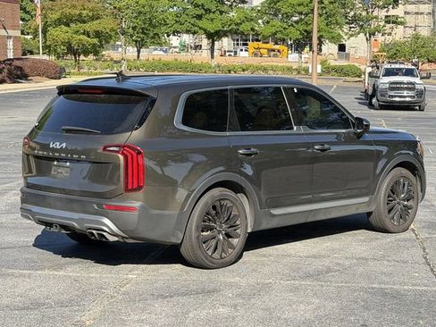 Certified 2022 Kia Telluride SX w/ Towing Package FWD image 4