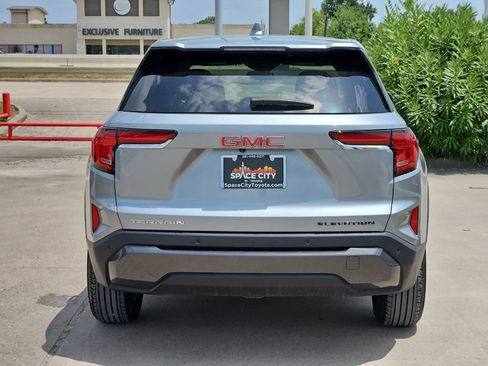 Used 2025 GMC Terrain Elevation FWD image 5