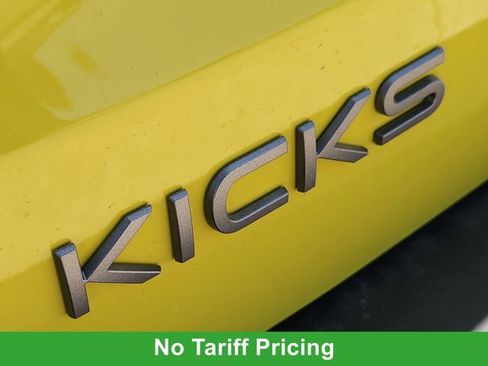 New 2025 Nissan Kicks SR image 8